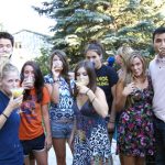 hot-summer-daze-group-drinking