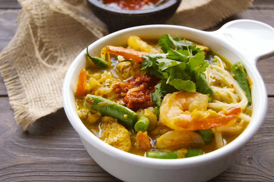 Malaysian Curry Laksa with Chicken & Shrimp